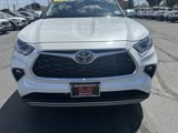 Used 2023 Toyota Highlander Platinum image 3
