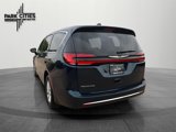 New 2025 Chrysler Pacifica Select image 5