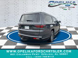 Used 2023 Jeep Wagoneer L Series II image 3