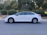 Used 2020 Toyota Corolla LE image 3
