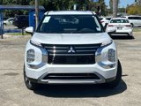 New 2025 Mitsubishi Outlander SE image 2