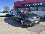 Used 2017 Chrysler Pacifica Touring-L image 2