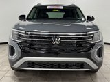 New 2026 Volkswagen Atlas Peak Edition image 2