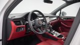 Certified 2025 Porsche Macan image 4