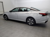 Used 2021 Nissan Altima 2.5 SV image 3