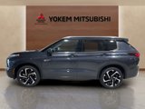 New 2025 Mitsubishi Outlander SEL image 2