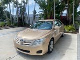 Used 2010 Toyota Camry LE image 4