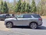 New 2025 Nissan Pathfinder Platinum image 4
