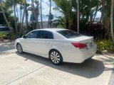 Used 2011 Toyota Avalon Limited image 6