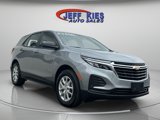 Used 2023 Chevrolet Equinox LS image 2