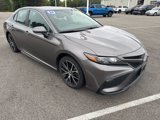 Used 2024 Toyota Camry SE image 2