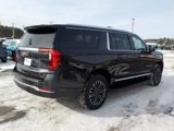 New 2025 GMC Yukon XL Elevation image 3