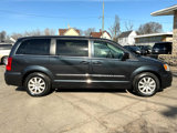 Used 2014 Chrysler Town & Country Touring image 2
