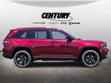 New 2025 Jeep Grand Cherokee Limited image 2