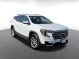 Used 2024 GMC Terrain SLT image 3