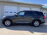 Used 2023 Ford Explorer XLT w/ Equipment Group 202A image 4