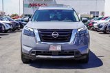 New 2025 Nissan Pathfinder Platinum image 2