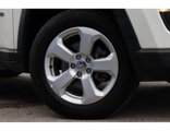 Used 2021 Jeep Compass Latitude image 3