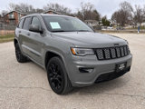 Used 2022 Jeep Grand Cherokee Laredo X image 3