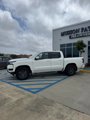 Used 2025 Nissan Frontier SV image 3