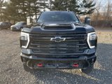 Used 2025 Chevrolet Silverado 2500 LTZ w/ LTZ Plus Package image 2