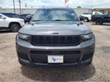 Used 2021 Jeep Grand Cherokee L Laredo image 2