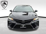 Used 2020 Toyota Camry SE image 2