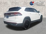 Certified 2024 Volkswagen Atlas Cross Sport SE image 4