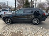 Used 2018 Ford Explorer Sport image 3