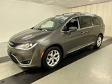 Used 2017 Chrysler Pacifica Touring-L w/ Tire & Wheel Group image 5