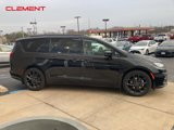 New 2025 Chrysler Pacifica Limited image 3