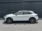 Certified 2025 Porsche Macan image 2