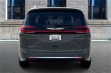 Used 2022 Chrysler Pacifica Touring-L image 4
