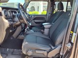 Used 2022 Jeep Gladiator Willys image 3