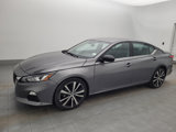 Used 2021 Nissan Altima 2.5 SR image 2