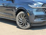 New 2025 Lincoln Navigator L Reserve image 2