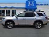 New 2025 Honda Pilot Touring image 3