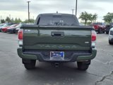 Used 2022 Toyota Tacoma TRD Sport image 5