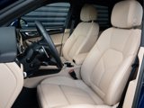 Used 2025 Porsche Macan image 5