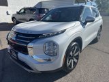 New 2025 Mitsubishi Outlander SE image 3