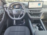 Used 2025 Ford Explorer ST-Line w/ Premium Package image 4
