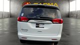 Used 2022 Chrysler Voyager LX image 4