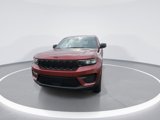 Used 2024 Jeep Grand Cherokee Altitude image 3