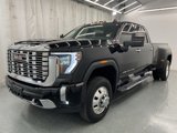 Used 2024 GMC Sierra 3500 Denali image 4