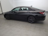 Used 2022 Hyundai Elantra SEL w/ Convenience Package image 3