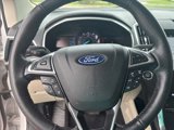 Used 2019 Ford Edge Titanium image 3