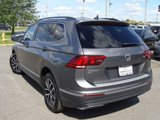 Used 2021 Volkswagen Tiguan SE w/ Panoramic Sunroof Package image 4