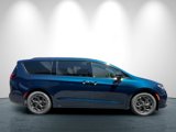 New 2025 Chrysler Pacifica Premium image 3