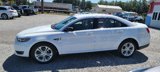 Used 2017 Ford Taurus SE image 3