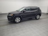 Used 2019 Jeep Compass Latitude image 2